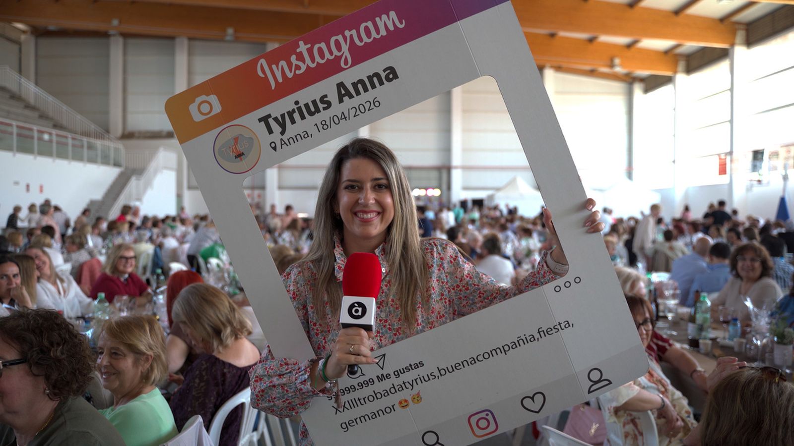 La reportera Mari Carmen Montes ens traslladarà les festes d'Anna, especialment la trobada Tyrius que ha reunit més de 500 dones