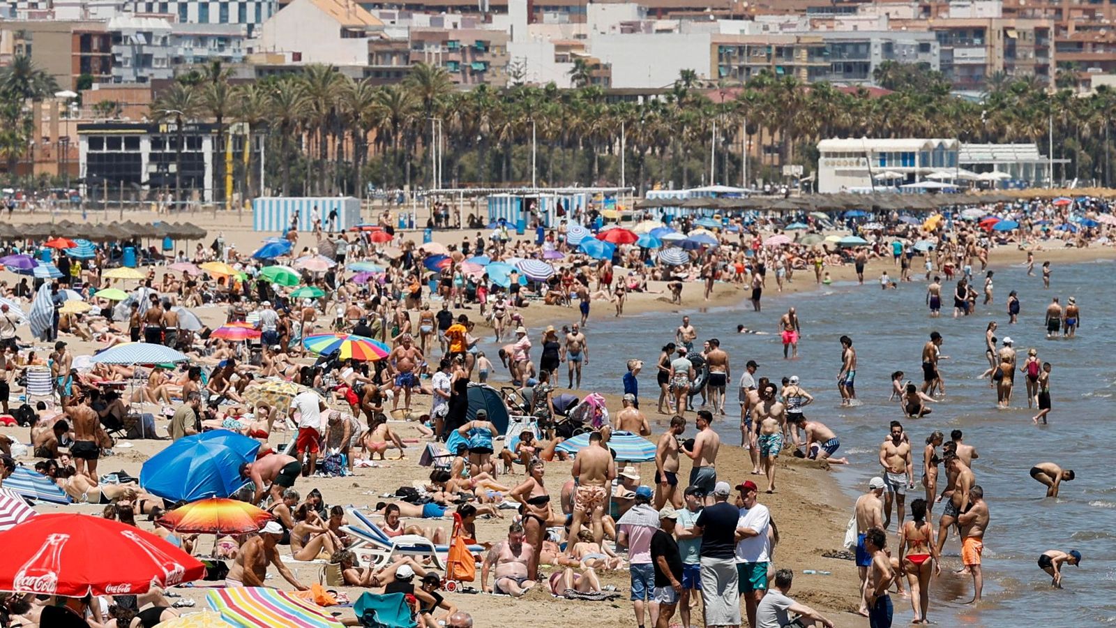 La platja de la Malva-rosa de València este divendres