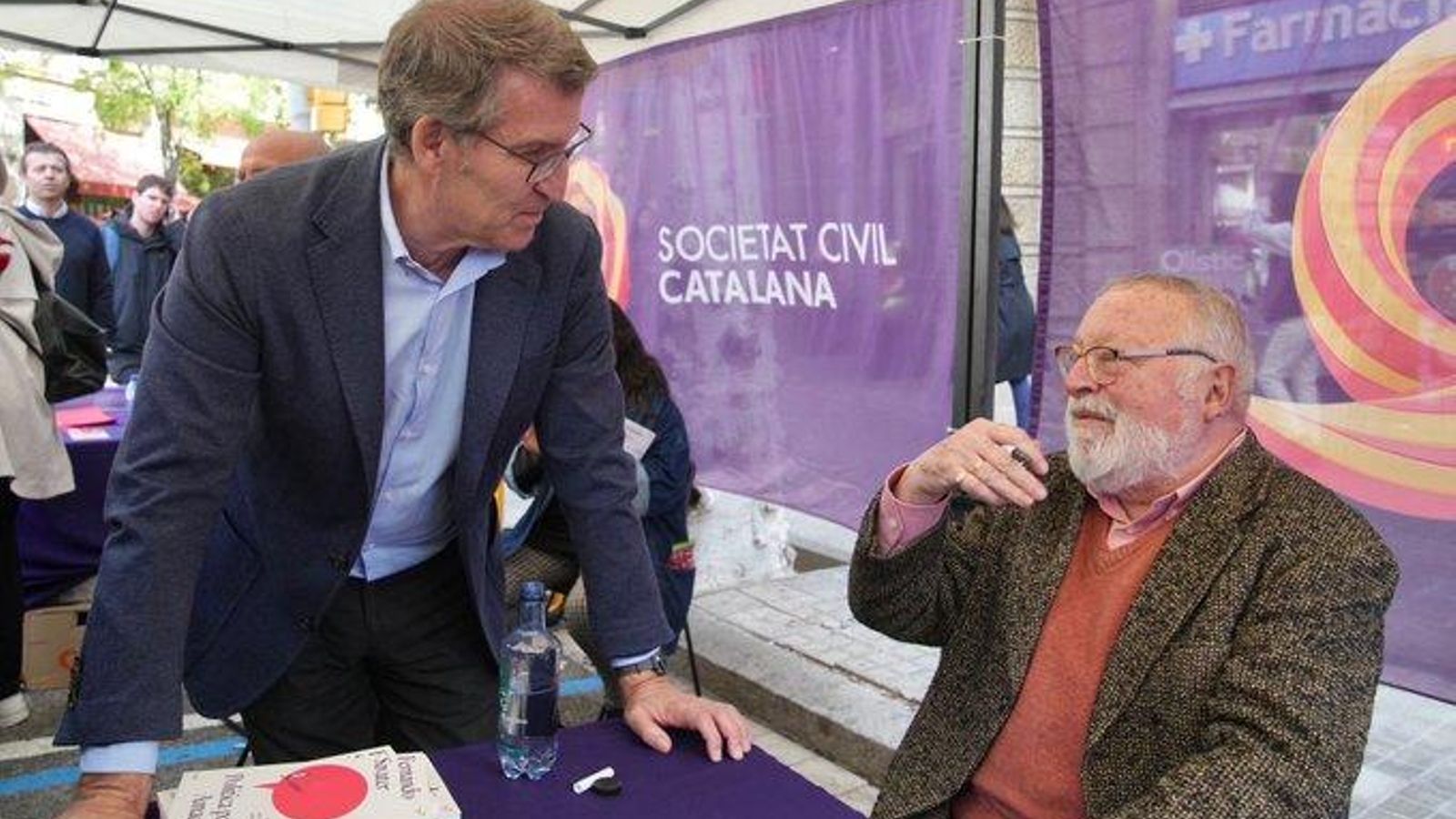 Núñez Feijóo i Fernando Savater en un acte de Societat Civil Catalana