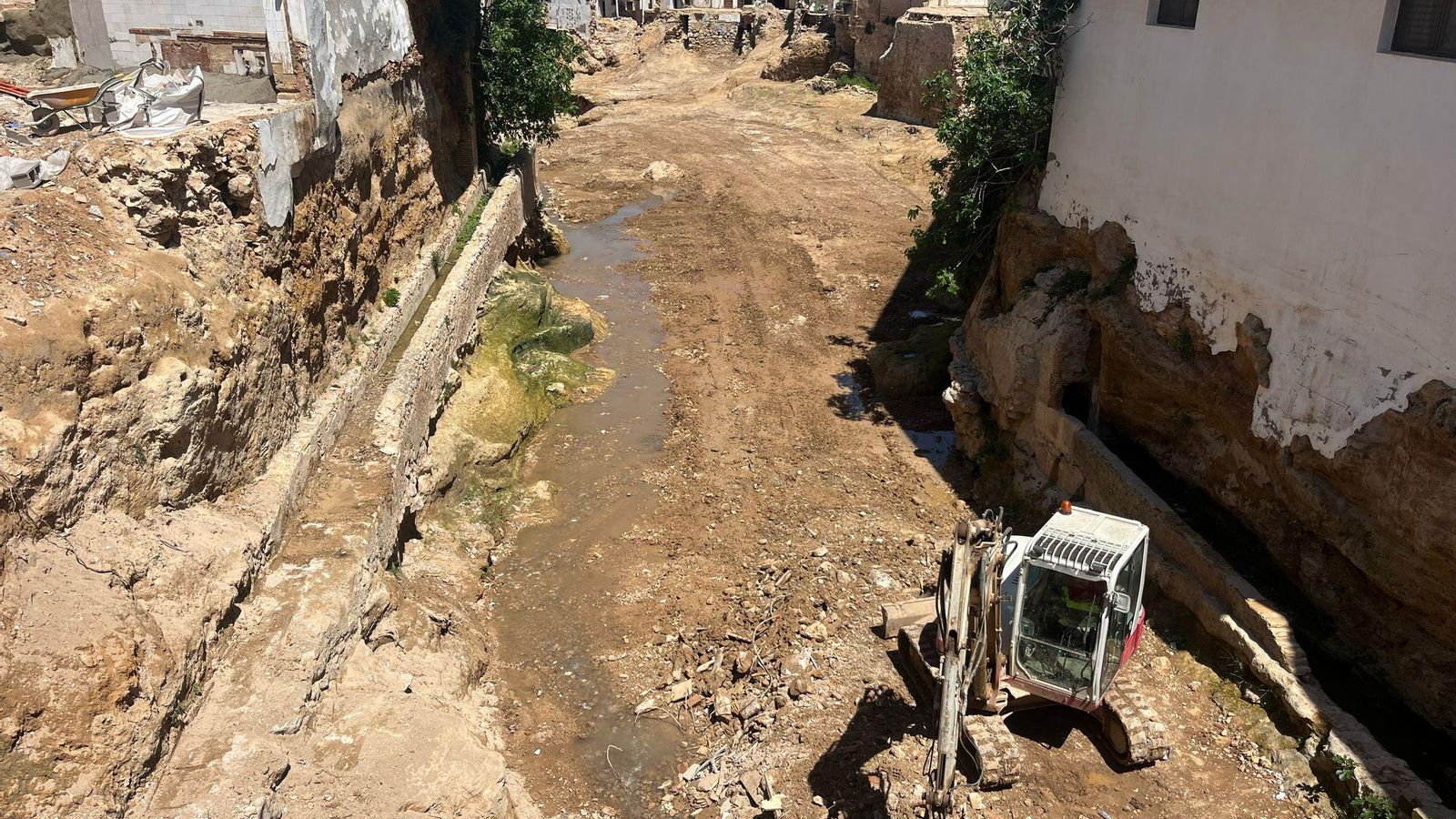Obres al barranc de Chiva, en una imatge recent Obres al barranc de Xiva, en una imatge recent