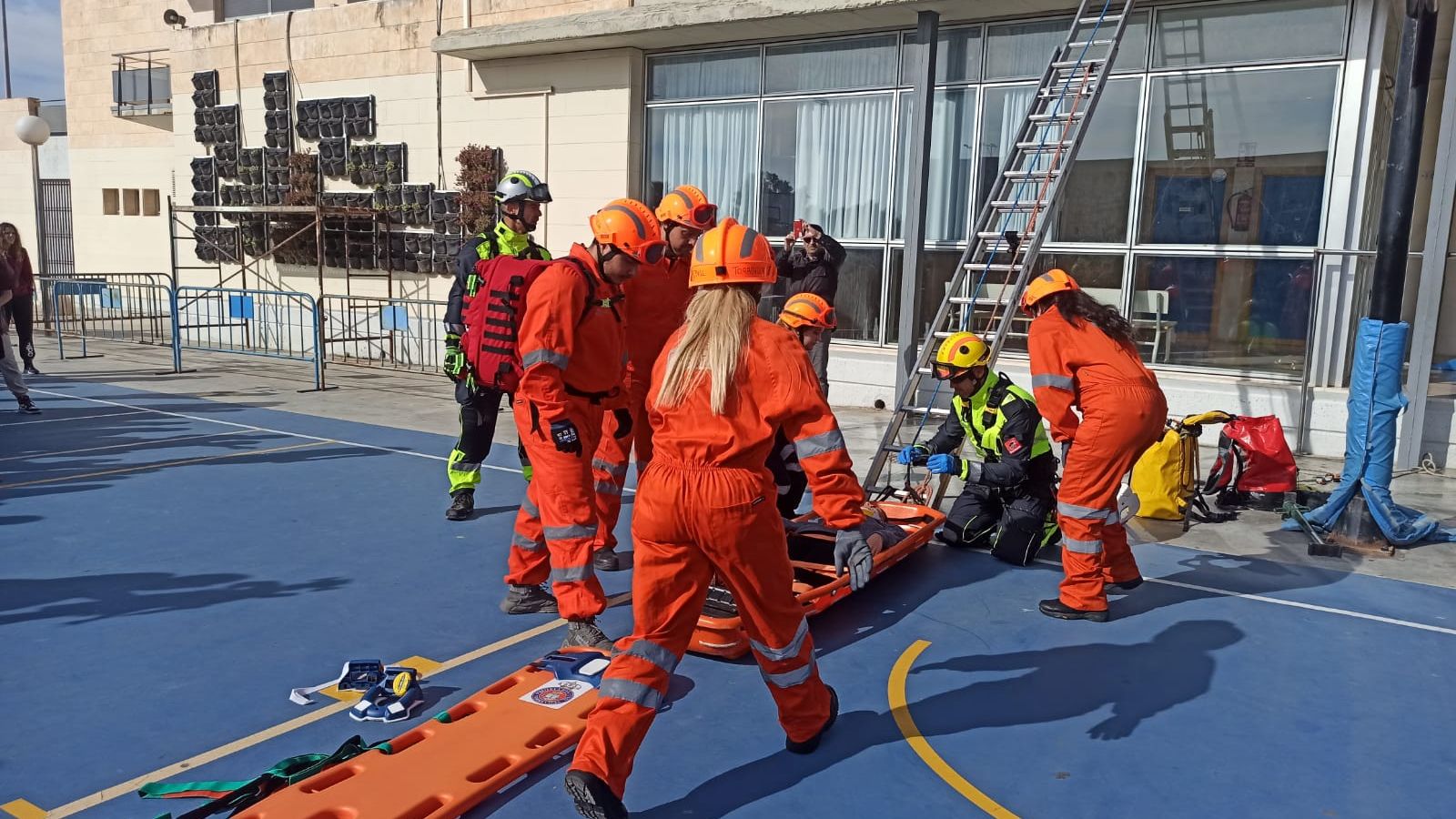 21.03.2023 | El terratrémol de Torrevella, dos segles després: 380 morts i 400 persones ferides