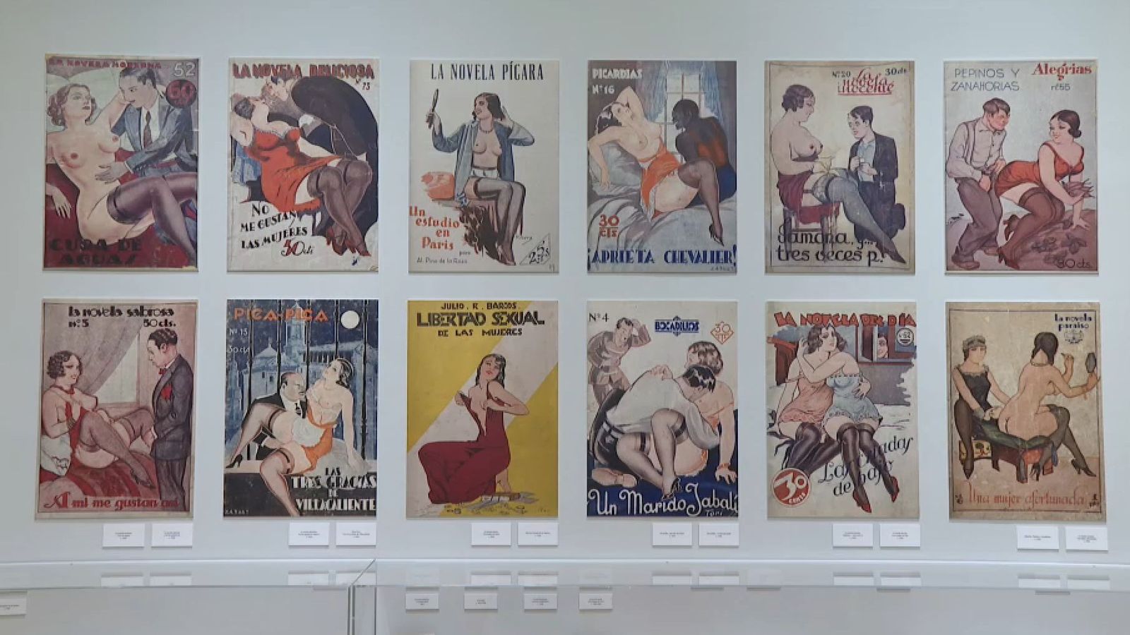 Alguns dels cartells que s'emmarquen en la cultura sicalíptica i que integren la mostra que pot veure's estos dies en La Nau de València