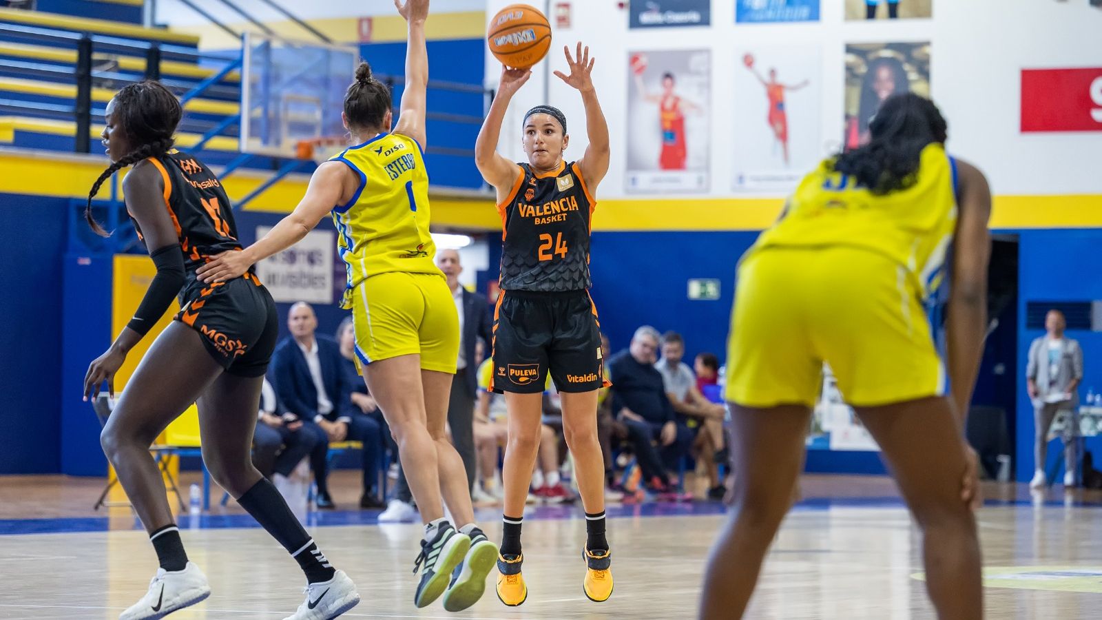 Un partit del València Basket, en arxiu