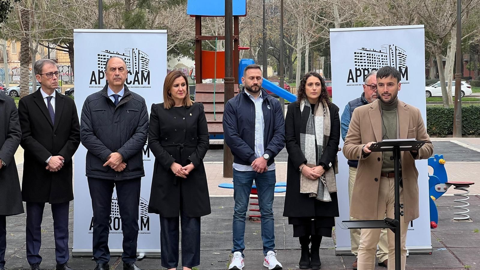 Acte d'homenatge a les víctimes mortals de l'incendi de Campanar