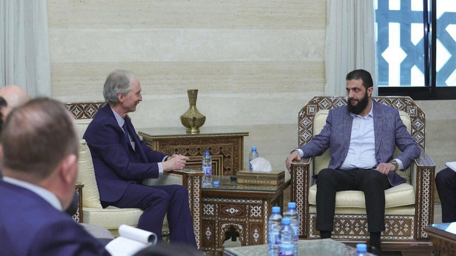 L'ONU es reuneix amb el nou home fort de Síria, l'islamista Mohammad al-Julani