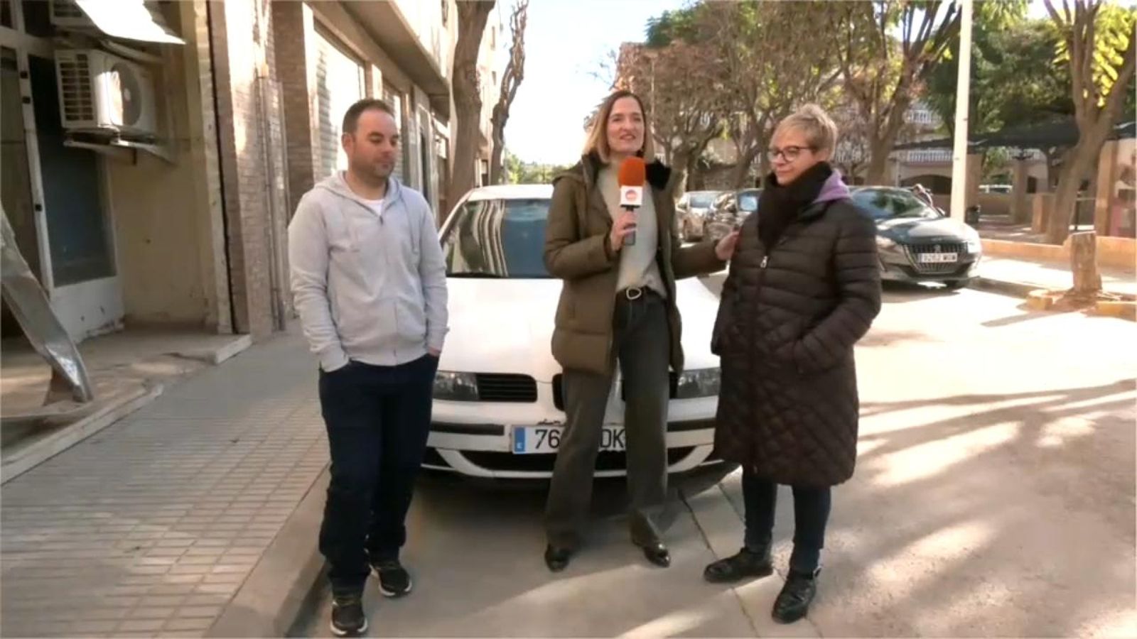 Nova imatge de solidaritat a Paiporta, donacions de vehicles per als afectats de la dana