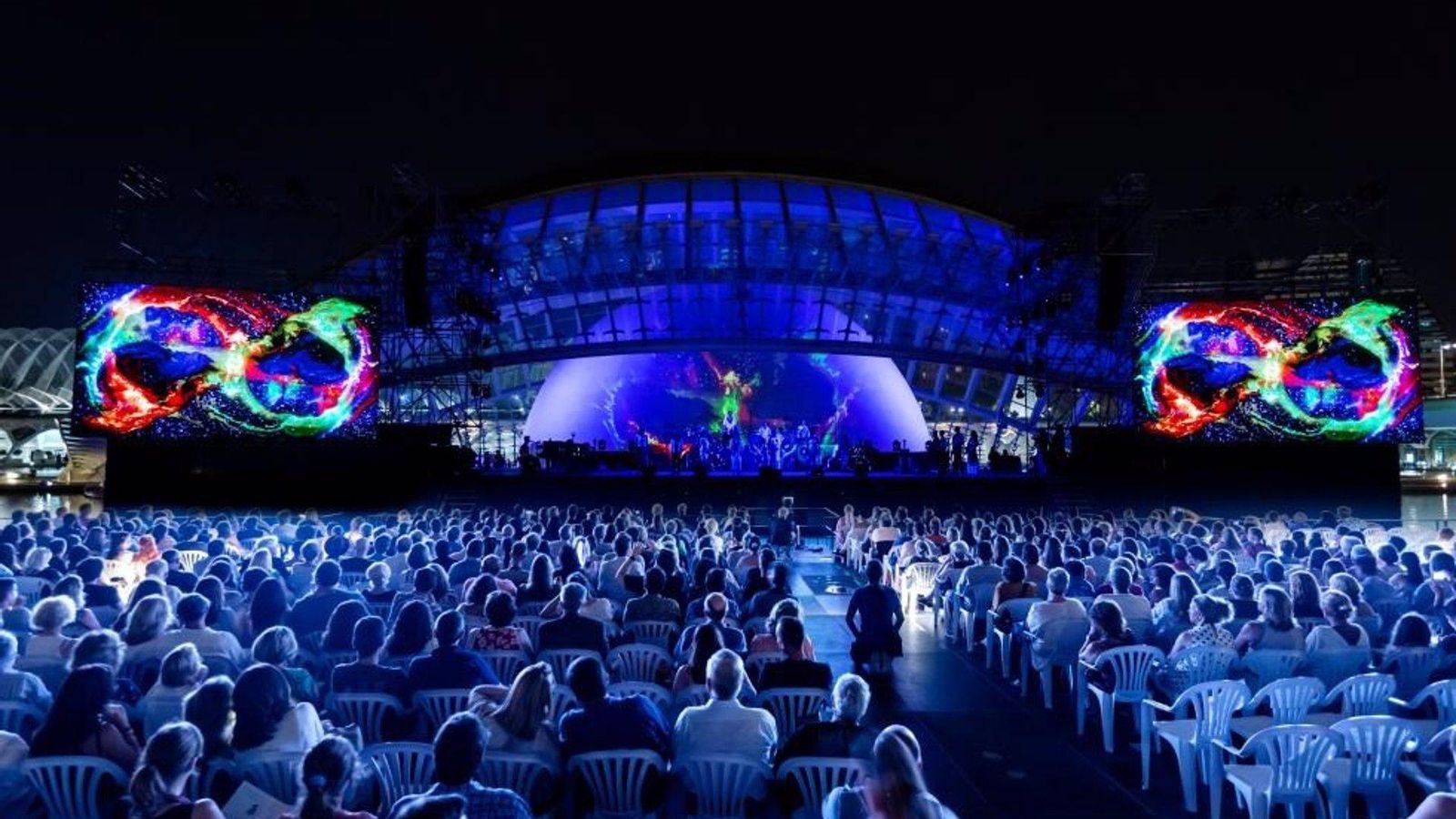 L'explanada de la Ciutat de les Arts en una edició anterior de la Nit Berklee