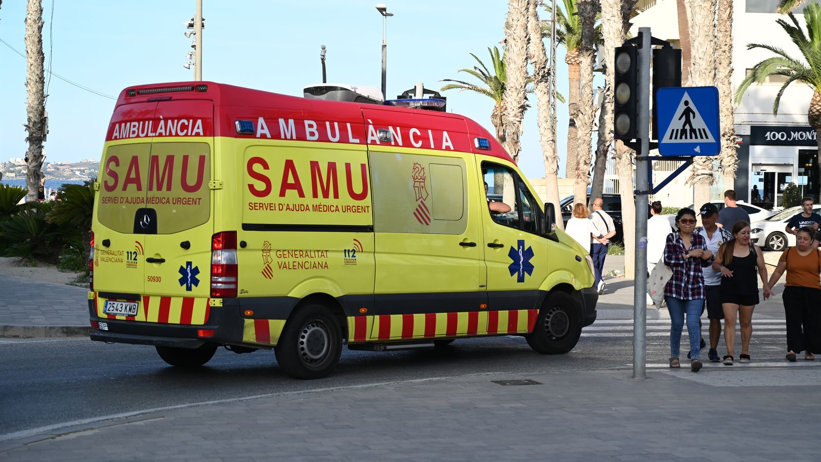 Imatge d'arxiu d'una ambulància SAMU de la Generalitat