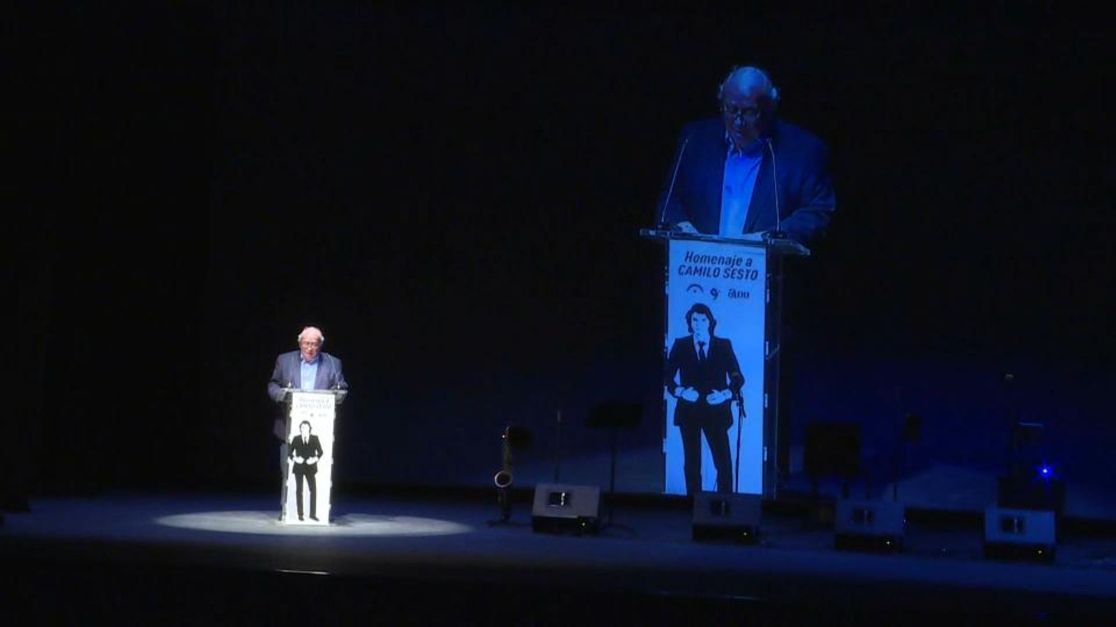 Ramón Climent presenta el seu llibre 'Camilo Sesto. Ni àngel ni dimoni' al Teatre Calderón d'Alcoi