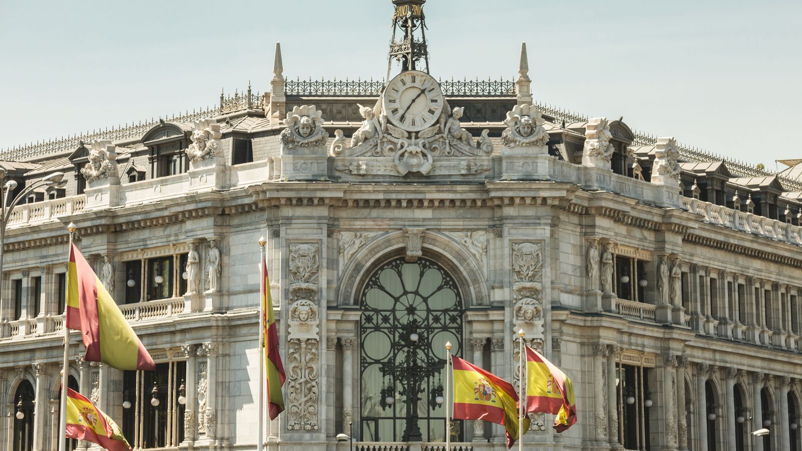 Façana del Banc d'Espanya a Madrid