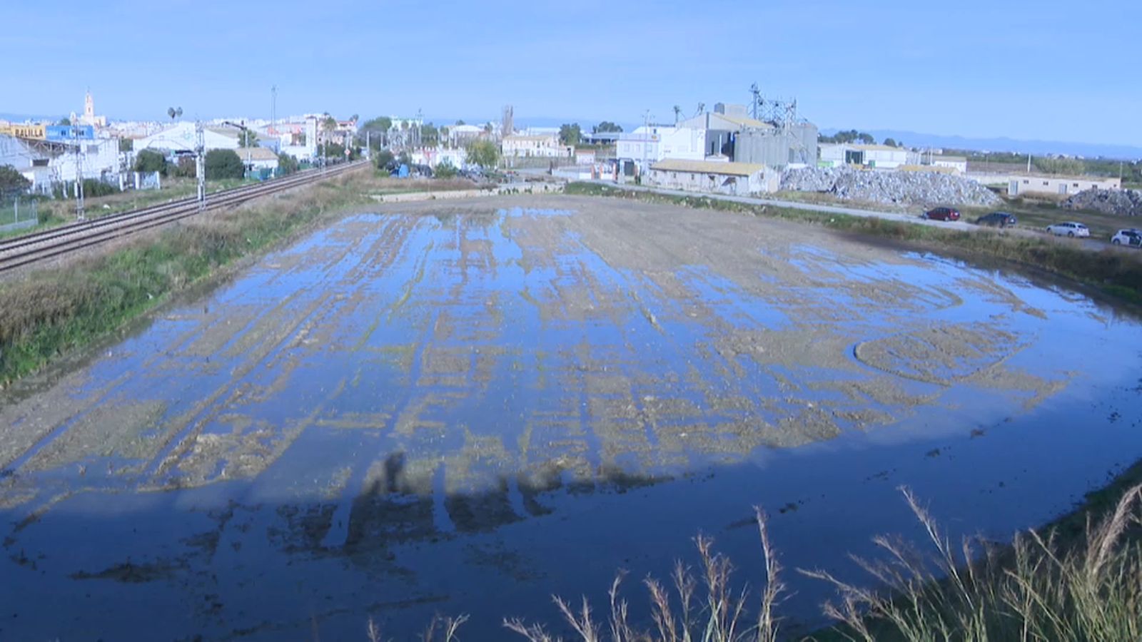 Medi Ambient confirma que no hi ha perill a l\'Albufera per l\'incendi de Sollana