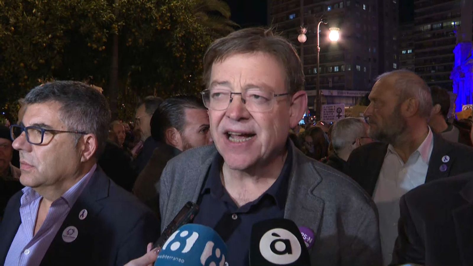 El president de la Generalitat, Ximo Puig, en la manifestació d'aquesta vesprada a València