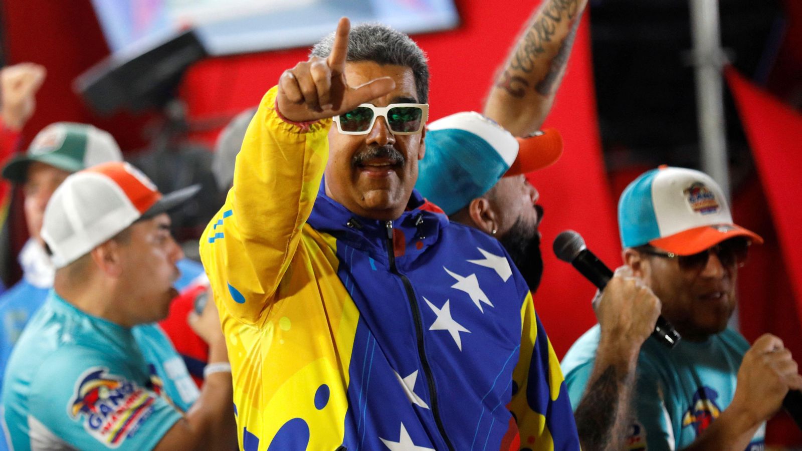 Nicolás Maduro celebra els resultats este diumenge a Caracas