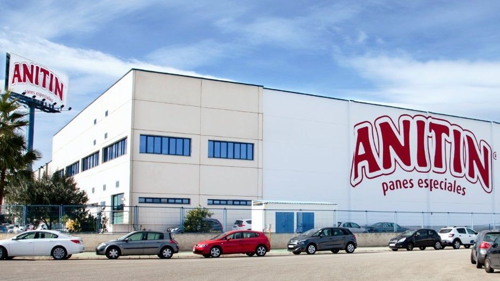 Instal·lacions de l'empresa Anitín al polígon de Carlet