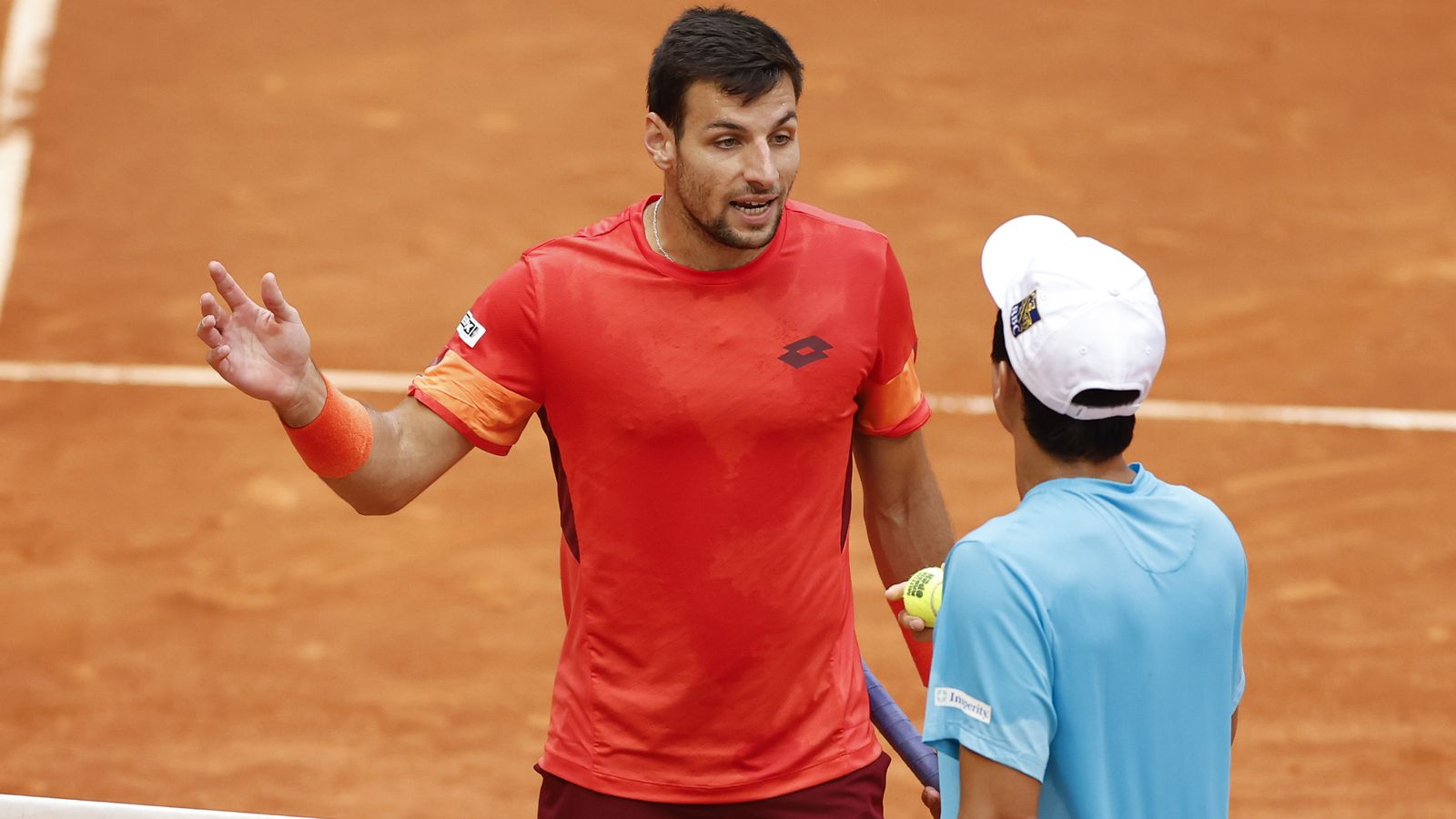 Zapata i McDonald, durant el partit de la primera fase a Madrid