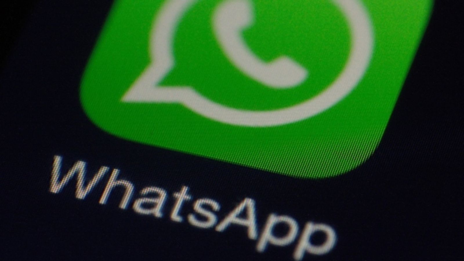 05.04.2019 | Xarxes | Com evitar que t'afegisquen a un grup de WhatsApp?