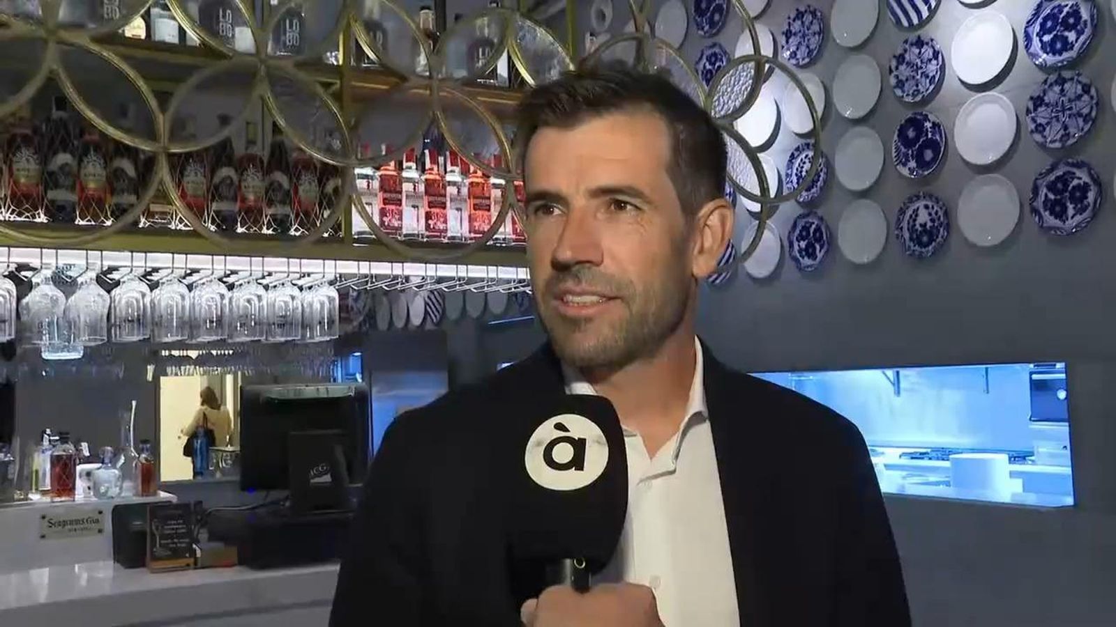 VÍDEO | David Albelda: "Esperem que al final de la temporada el València continue en Primera" VÍDEO | David Albelda: "Esperem que al final de la temporada el València continue en Primera"