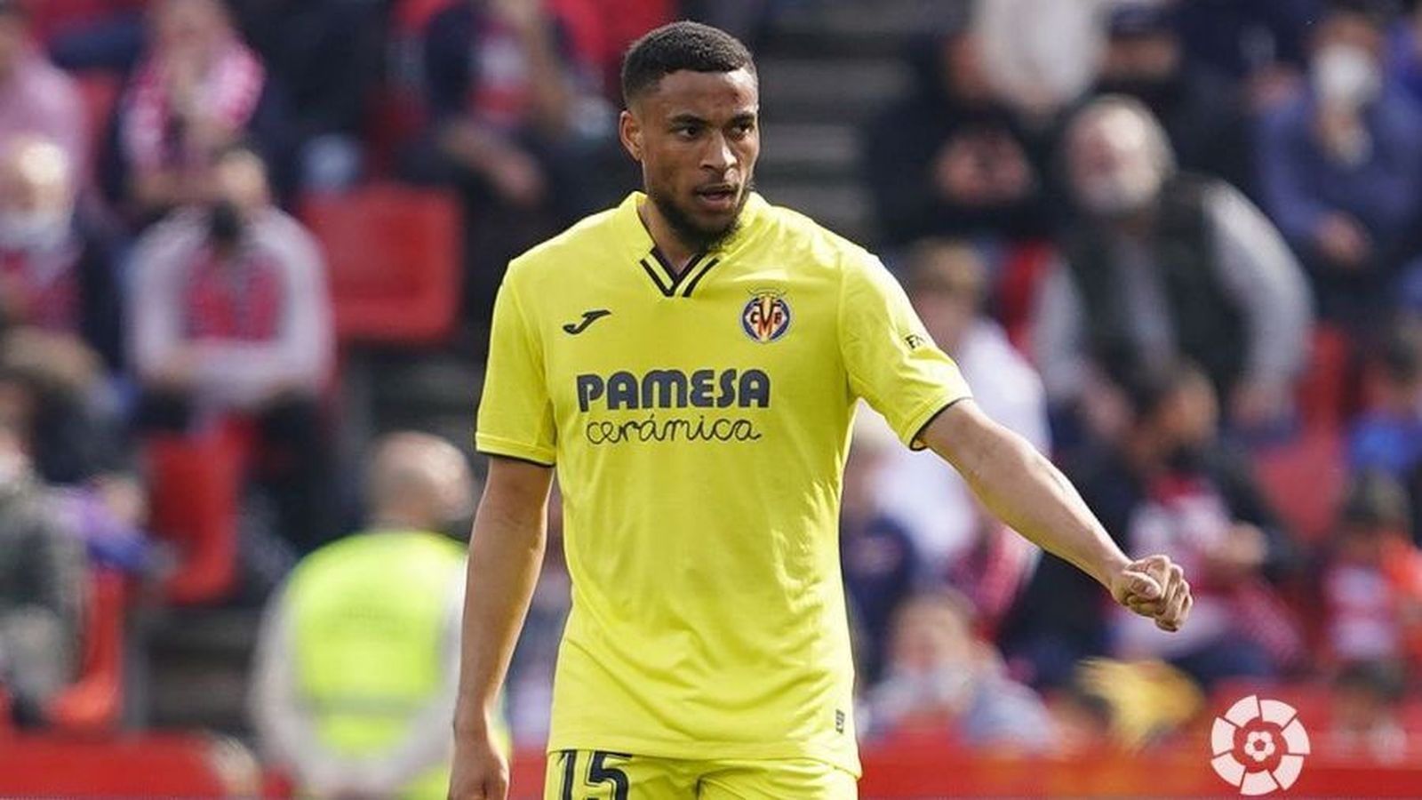 Danjuma celebra un dels gols