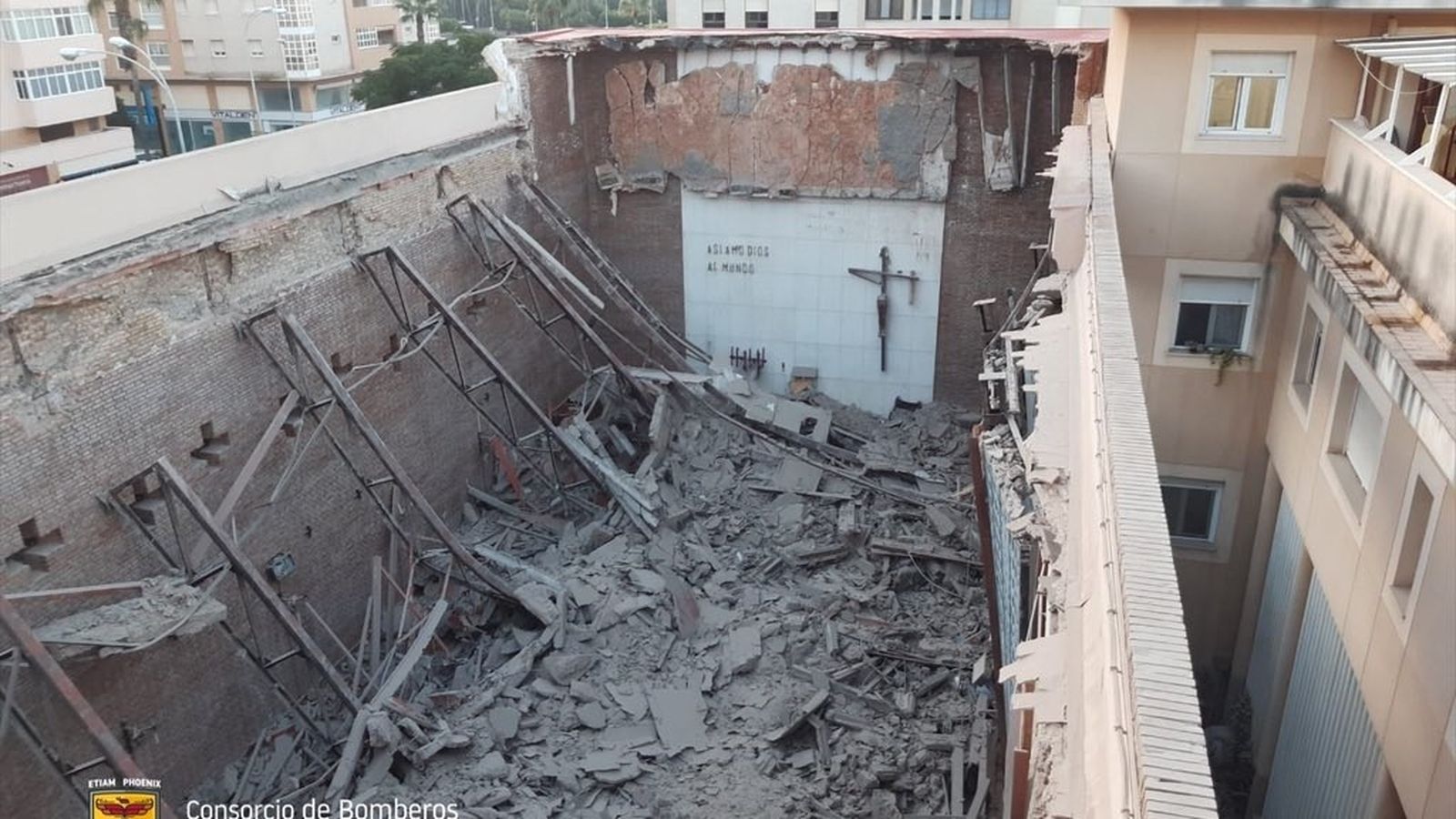 Ensulsiada del sostre de l'Església de les Esclaves a Cadis