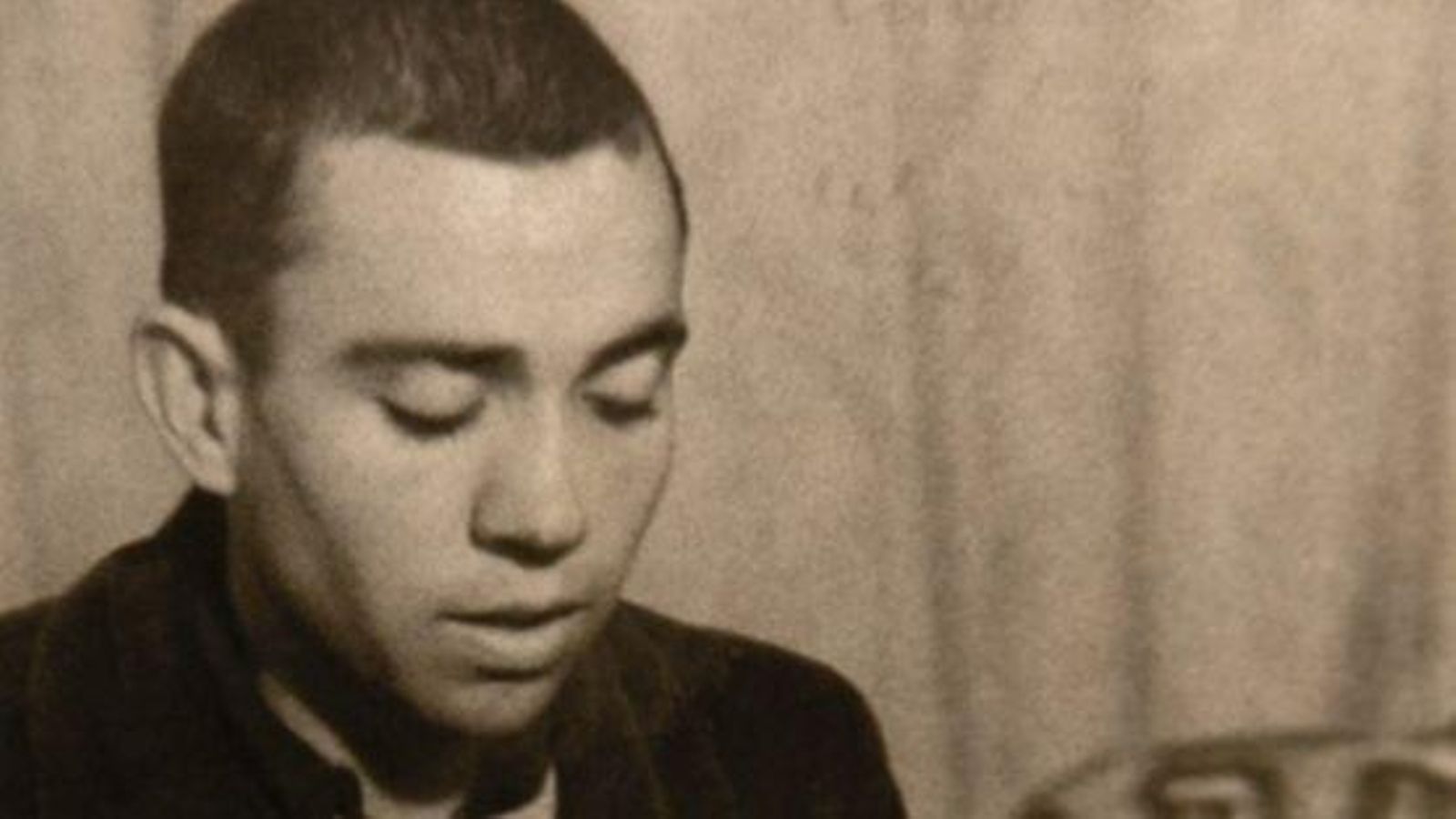 El poeta Miguel Hernández, natural d'Oriola, en una imatge d'arxiu