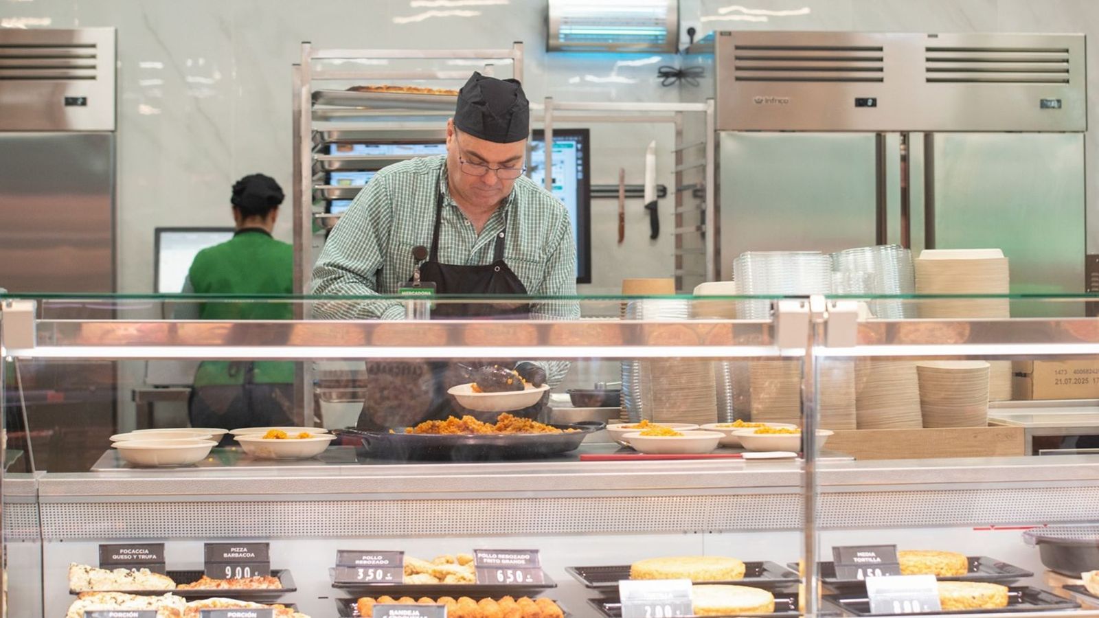 Treballadors d'un supermercat