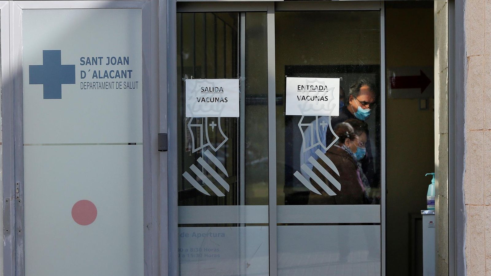 La campanya de vacunació continua a l'Hospital Sant Joan d'Alacant