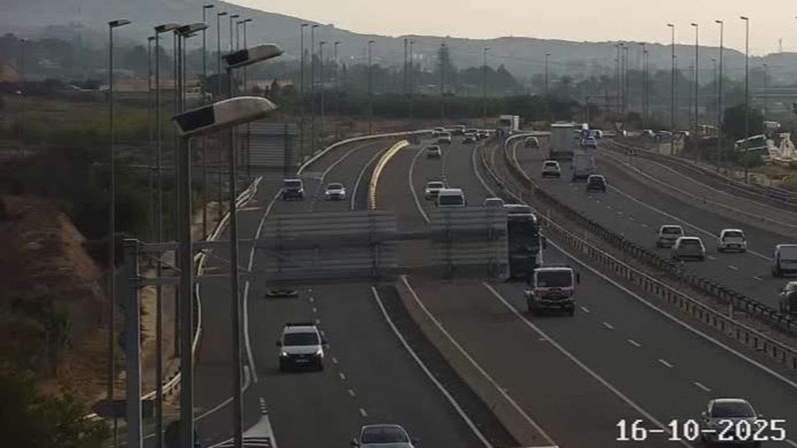 Aspecte que presentava l'A-70, a l'altura d'Elx, este dijous al matí