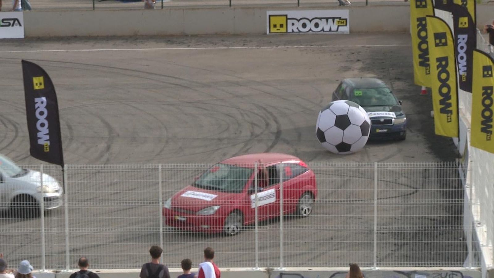 Futbol sobre rodes al circuit Ricardo Tormo