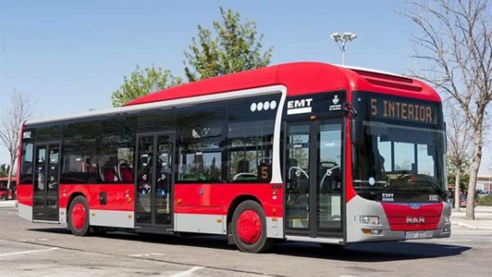 L’EMT de València contractarà 500 conductors en els pròxims anys