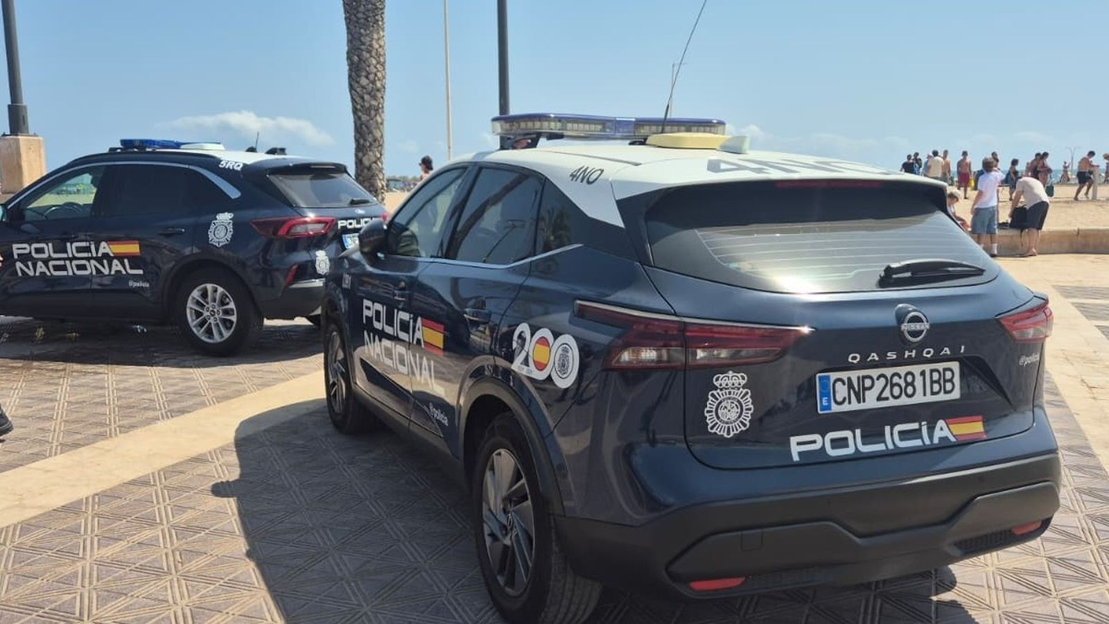 Dos cotxes de la Policia Nacional, este diumenge