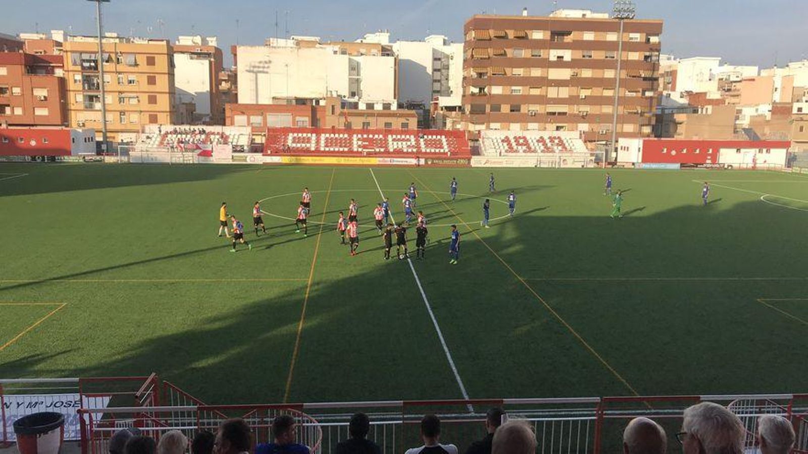 Estadi de futbol de l'Acero
