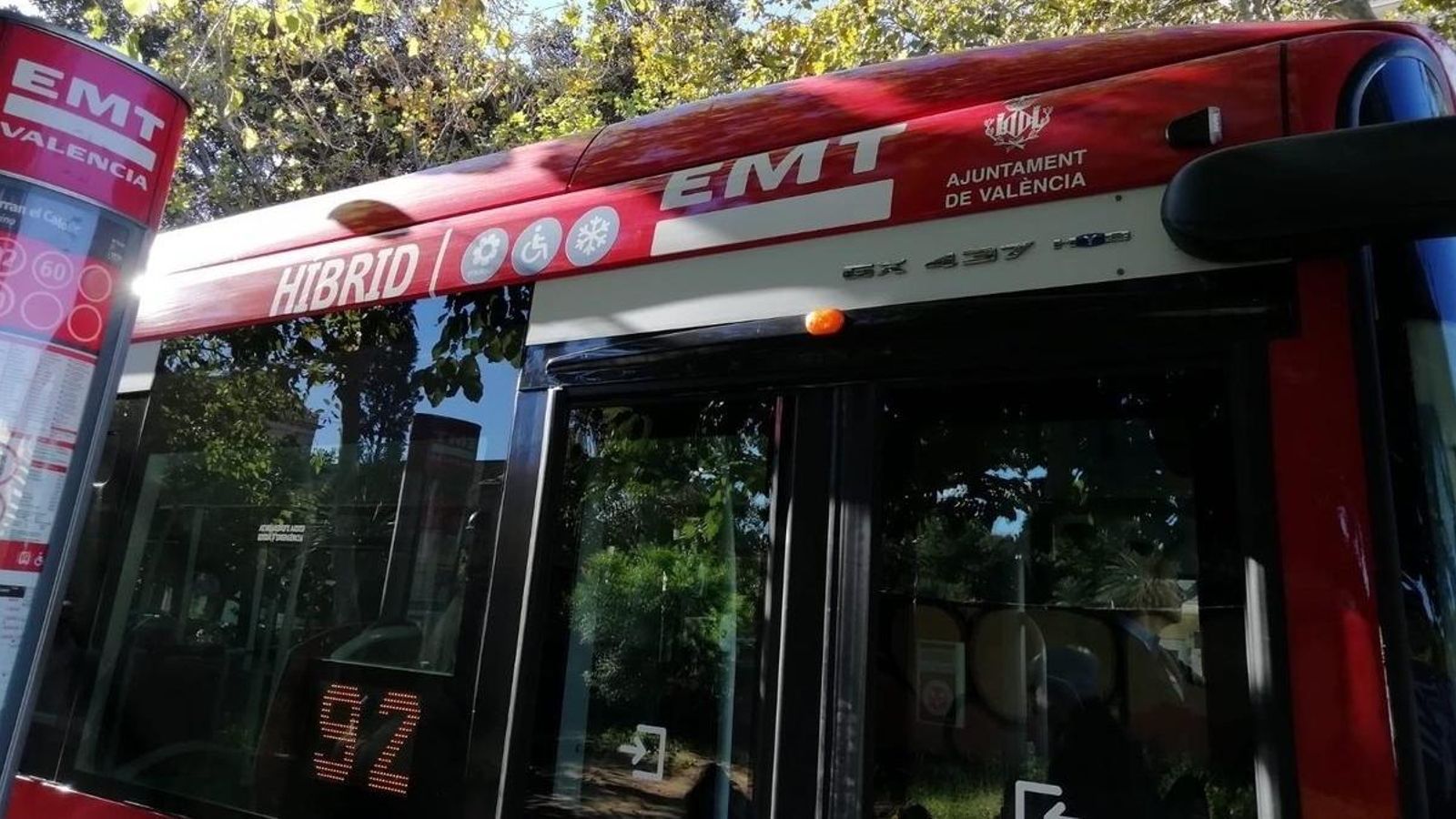 L\'EMT comunica que la treballadora investigada es va saltar l\'operativa per a les transferències