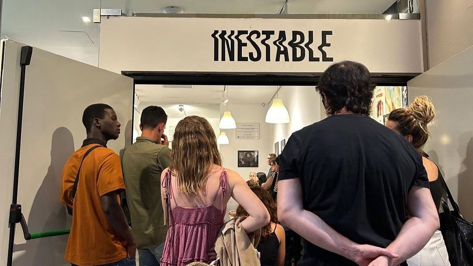 Accés a la Sala Inestable, una de les entitats guardonades per Avetid