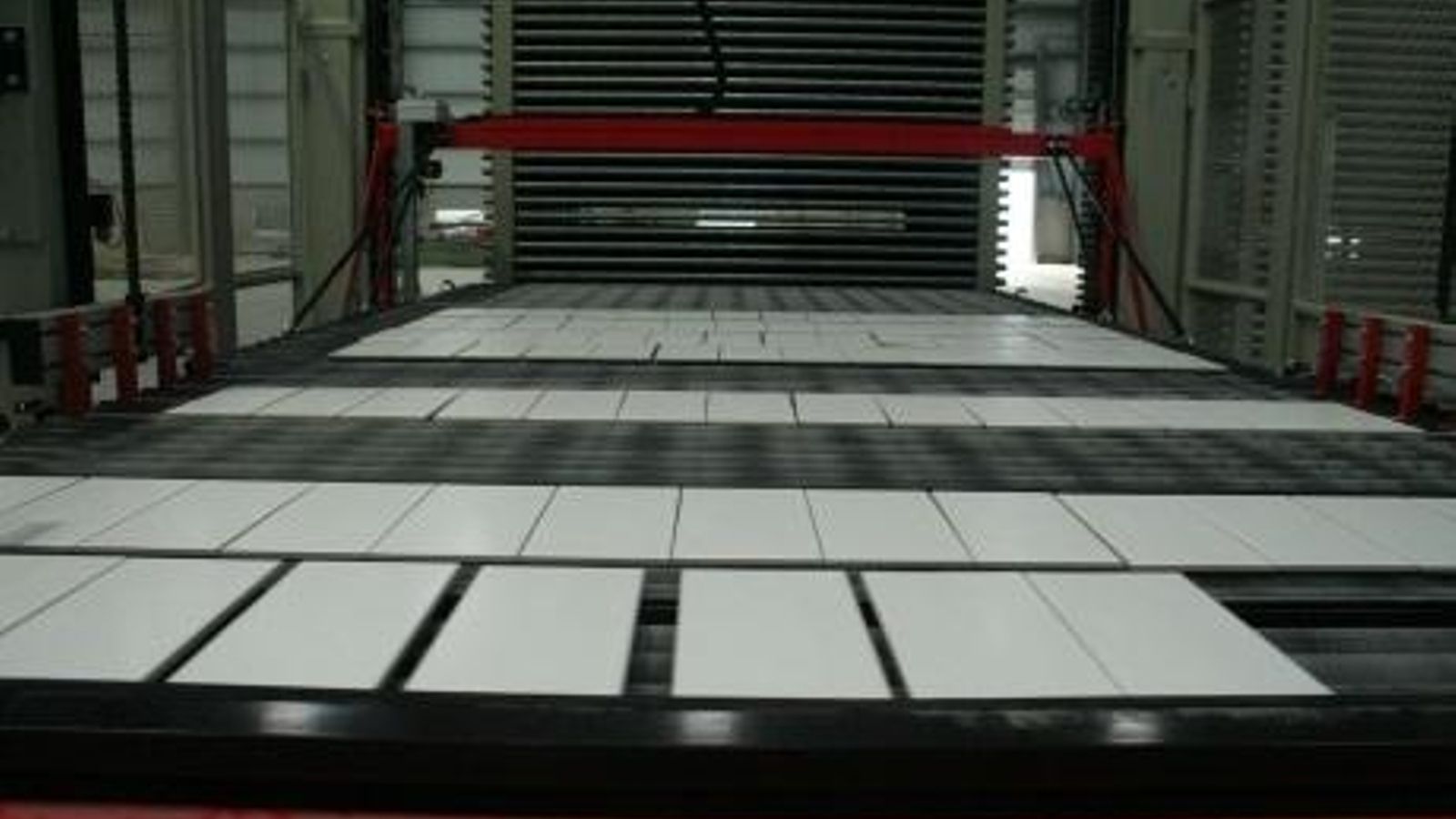 Una producció de taulells d'una fàbrica del sector ceràmic