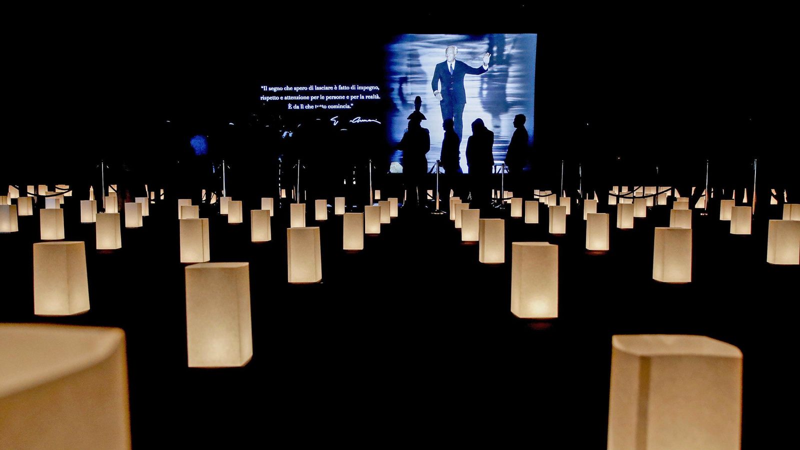 La capella ardent d'Armani, a Milà La capella ardent d'Armani, a Milà