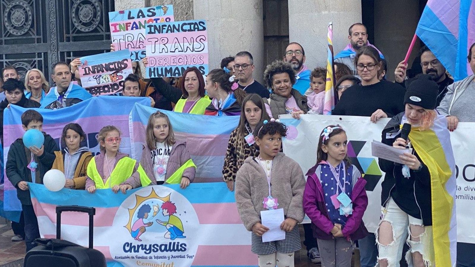 Famílies de menors trans es manifesten aquest dissabte a València