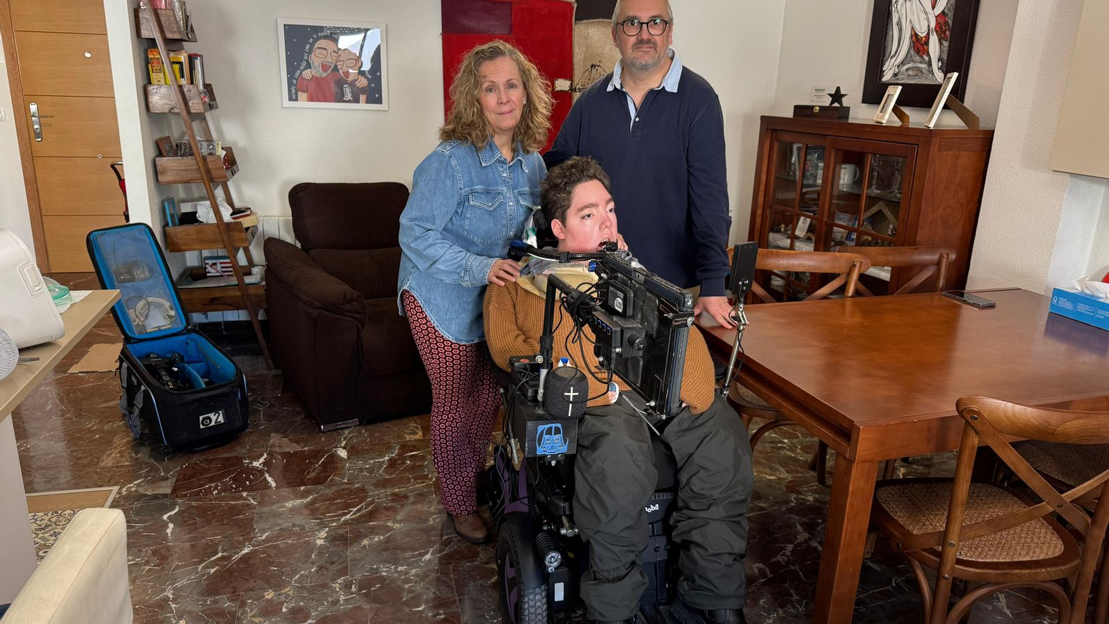 Un jove d’Albal recupera la furgoneta adaptada gràcies a una carrera solidària