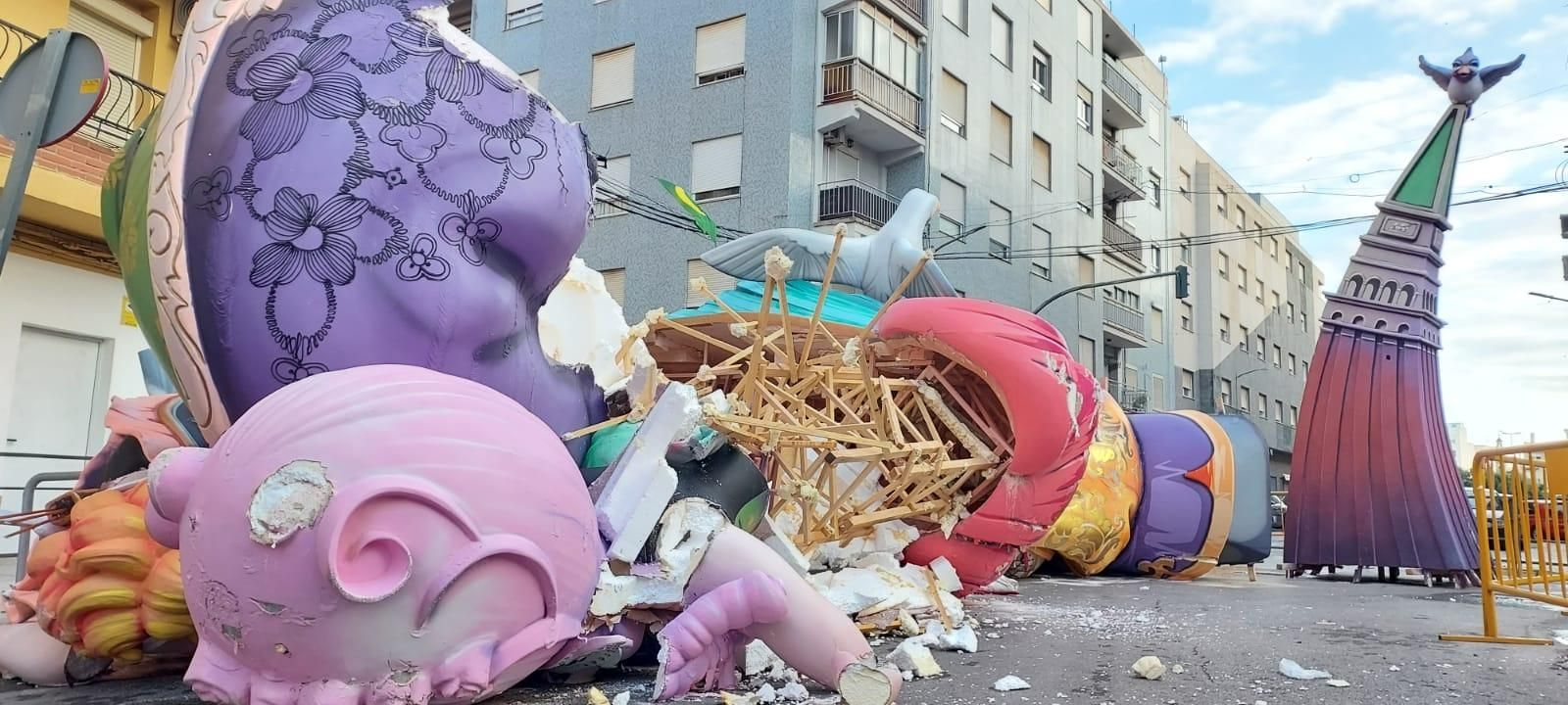 Així ha quedat la falla El Charco, a Catarroja