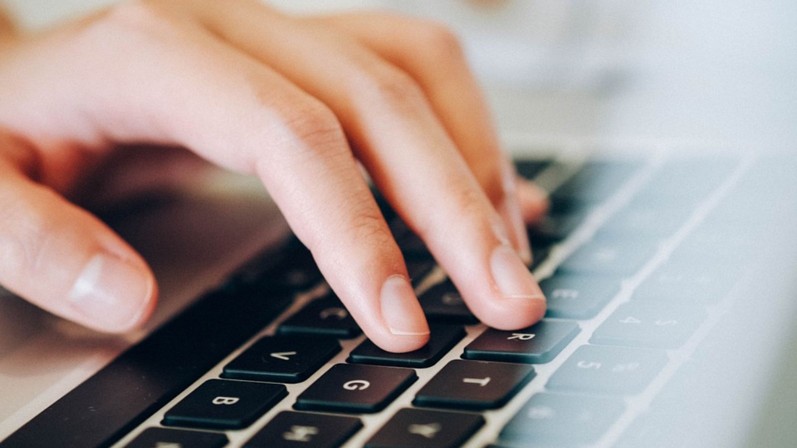 Addicció al cibersexe: una de cada quatre persones tenen un perfil de risc