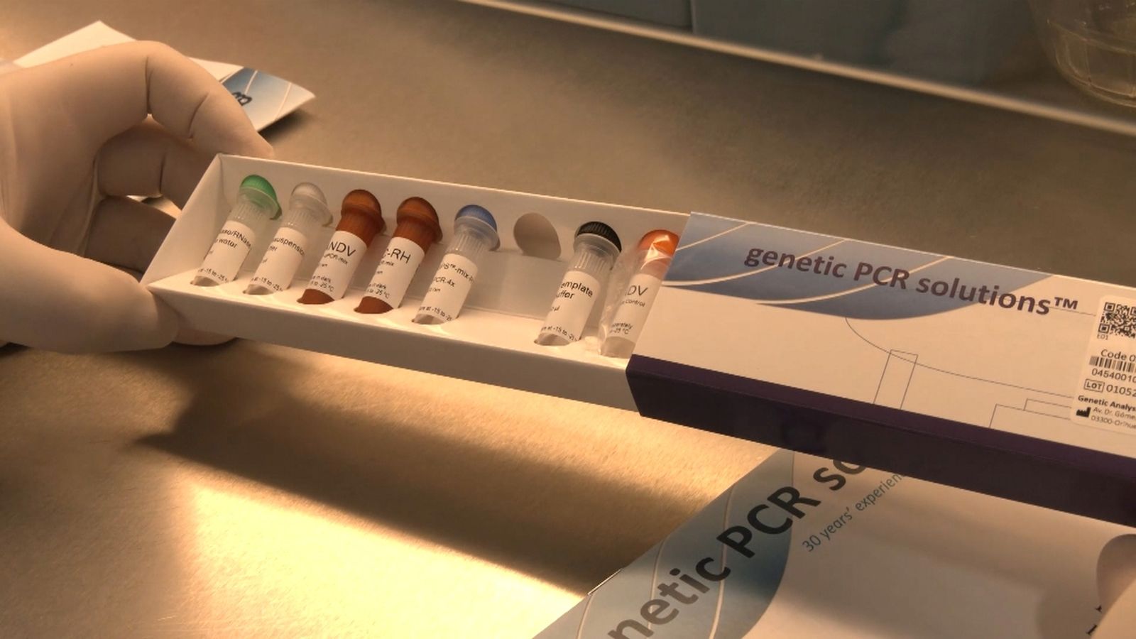 Mostra d'una caixeta de l'empresa Genetic PCR Solutions