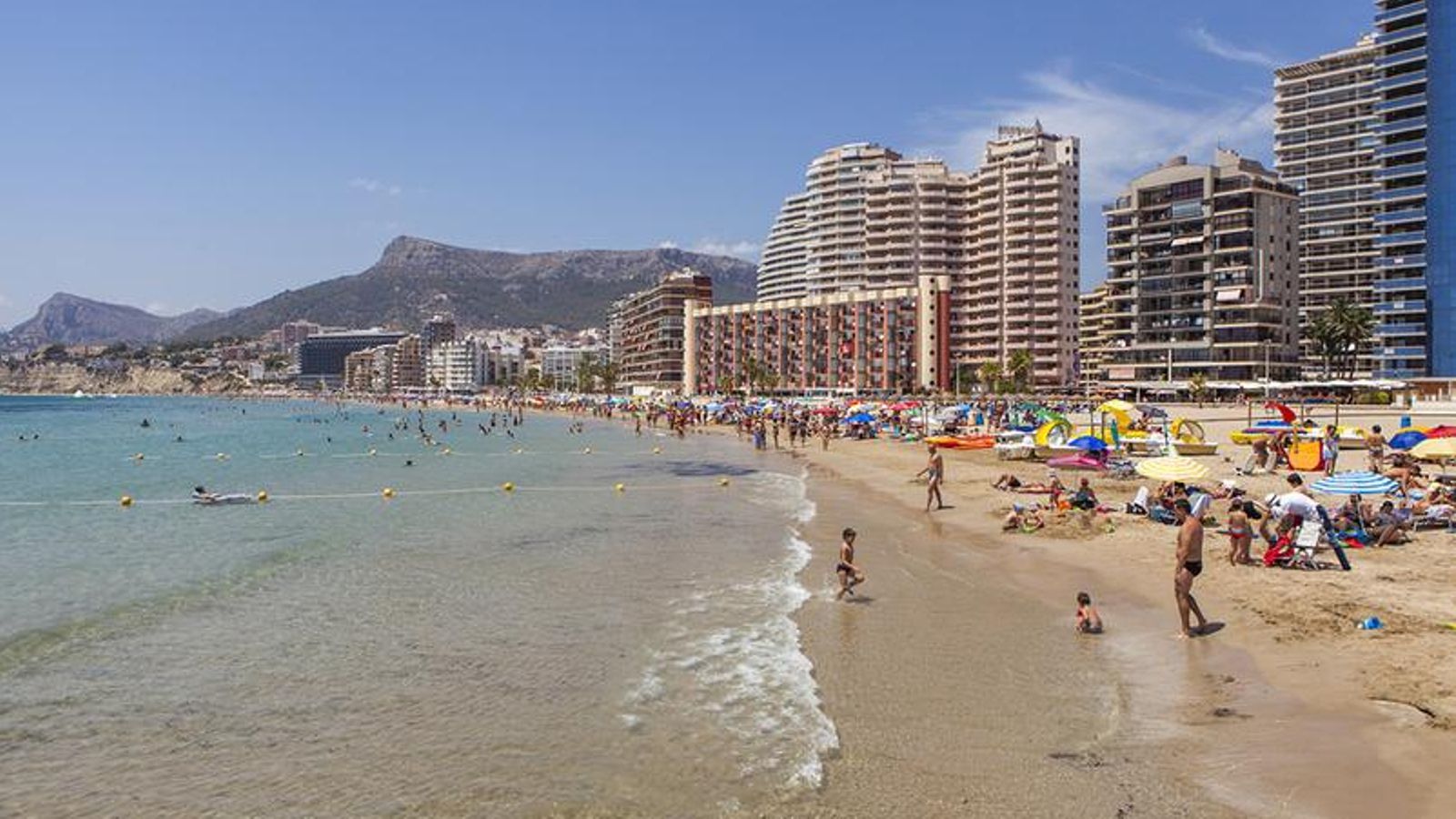 La platja de l'Arenal, al nucli urbà, en una imatge d'arxiu