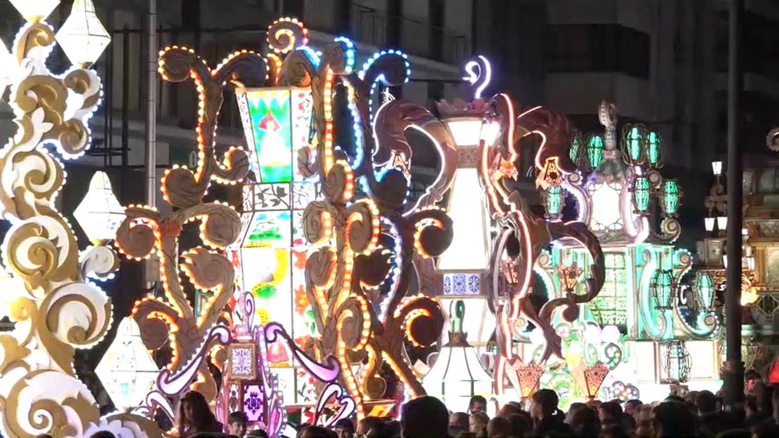 Moment de l'Encesa de les Gaiates de les Festes de la Magdalena 2023