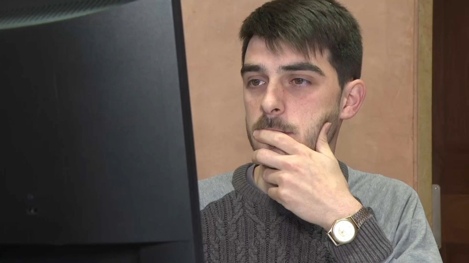 L'alcalde de Morella, al seu despatx en l'Ajuntament