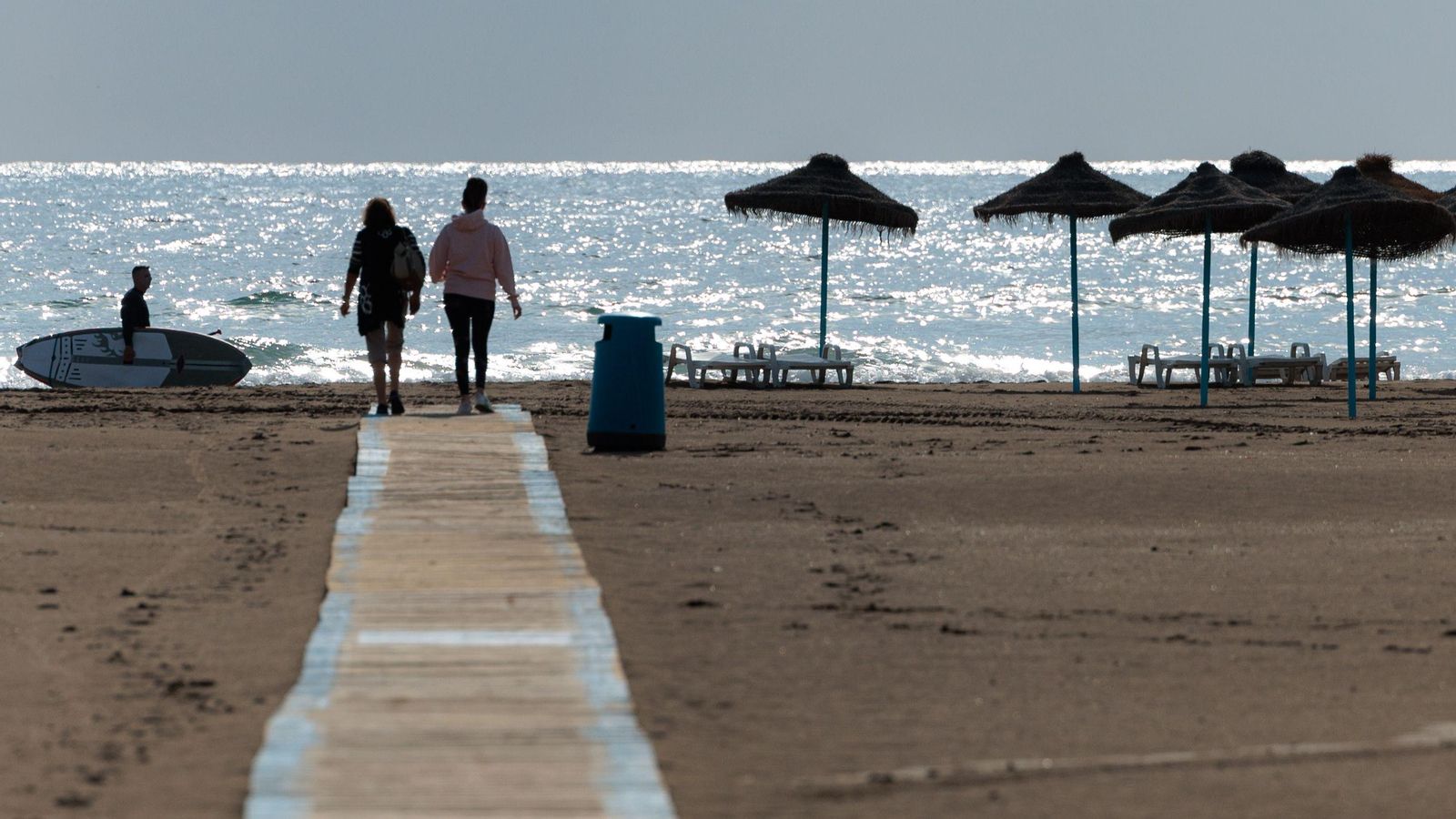 Encara que no ha començat la temporada alta del bany, el còmput de víctimes als espais aquàtics és més alta que la de l'any passat en les mateixes dates Encara que no ha començat la temporada alta del bany, el còmput de víctimes als espais aquàtics és major que la de l'any passat en les mateixes dates