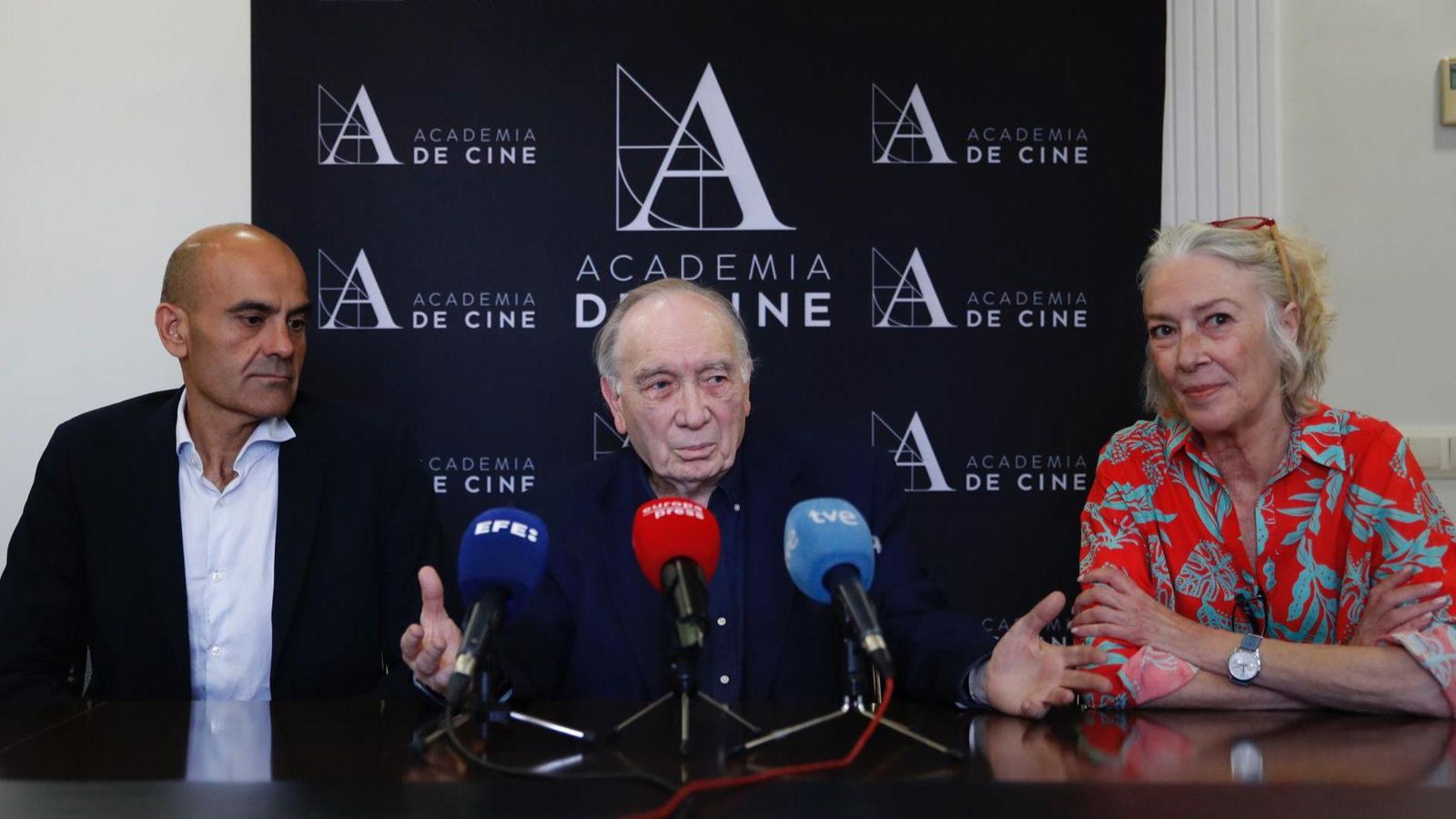 Fernando Méndez-Leite, junt a Rafael Portela i la valenciana Susi Sánchez