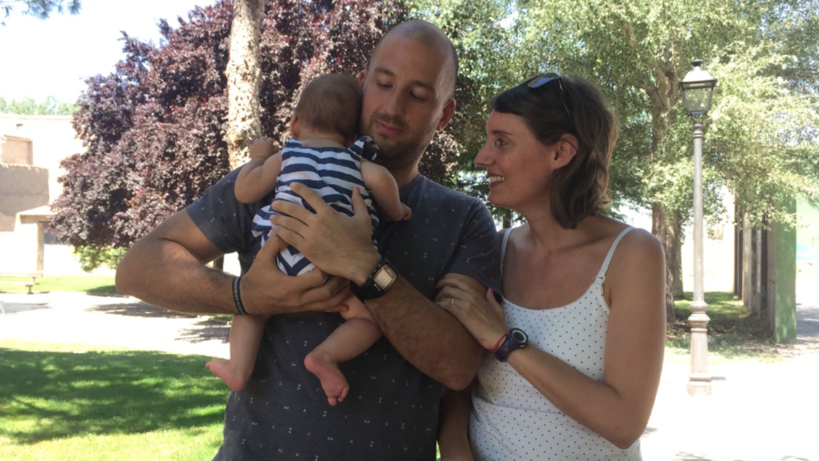 Loli i Héctor amb el seu fill Javier