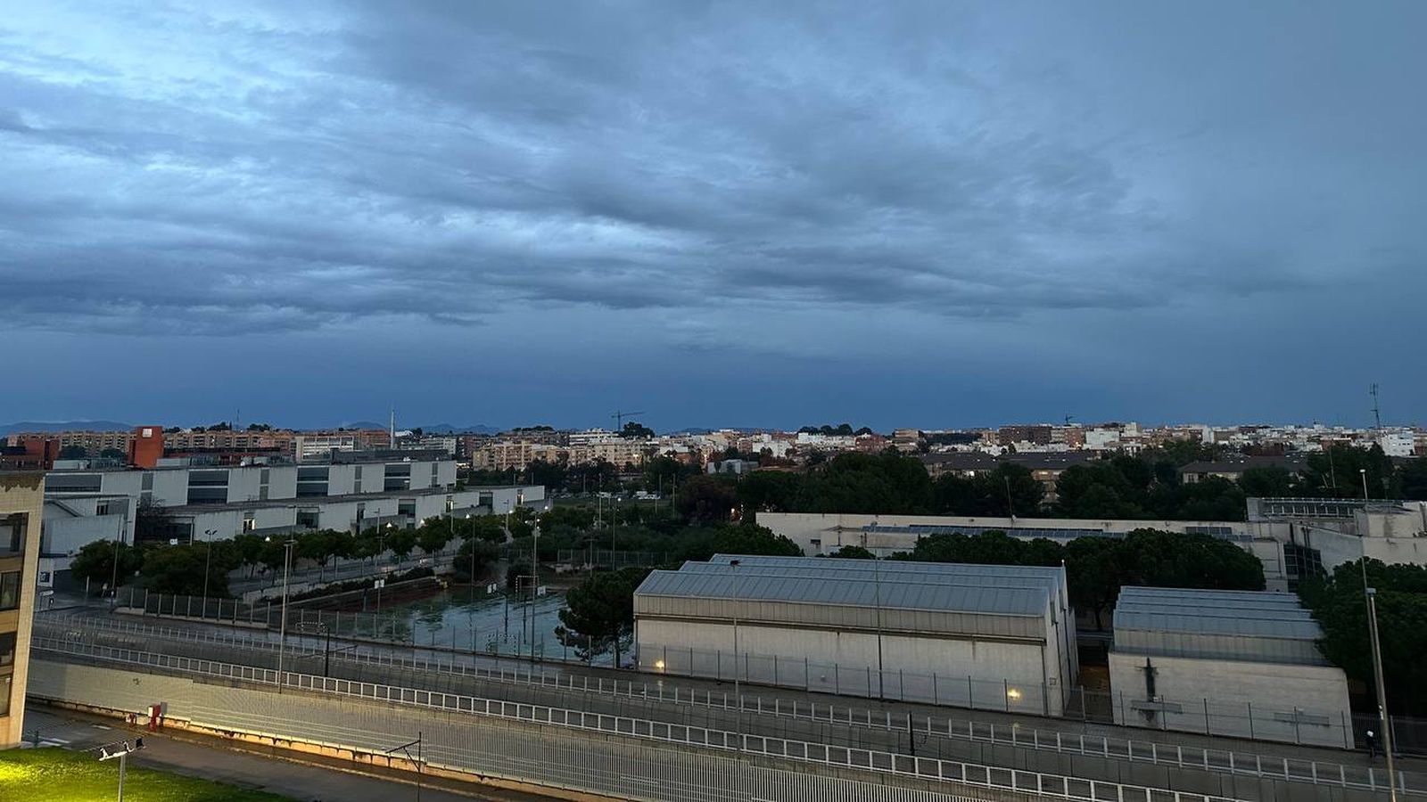 Temporal de pluja vist des de Burjassot