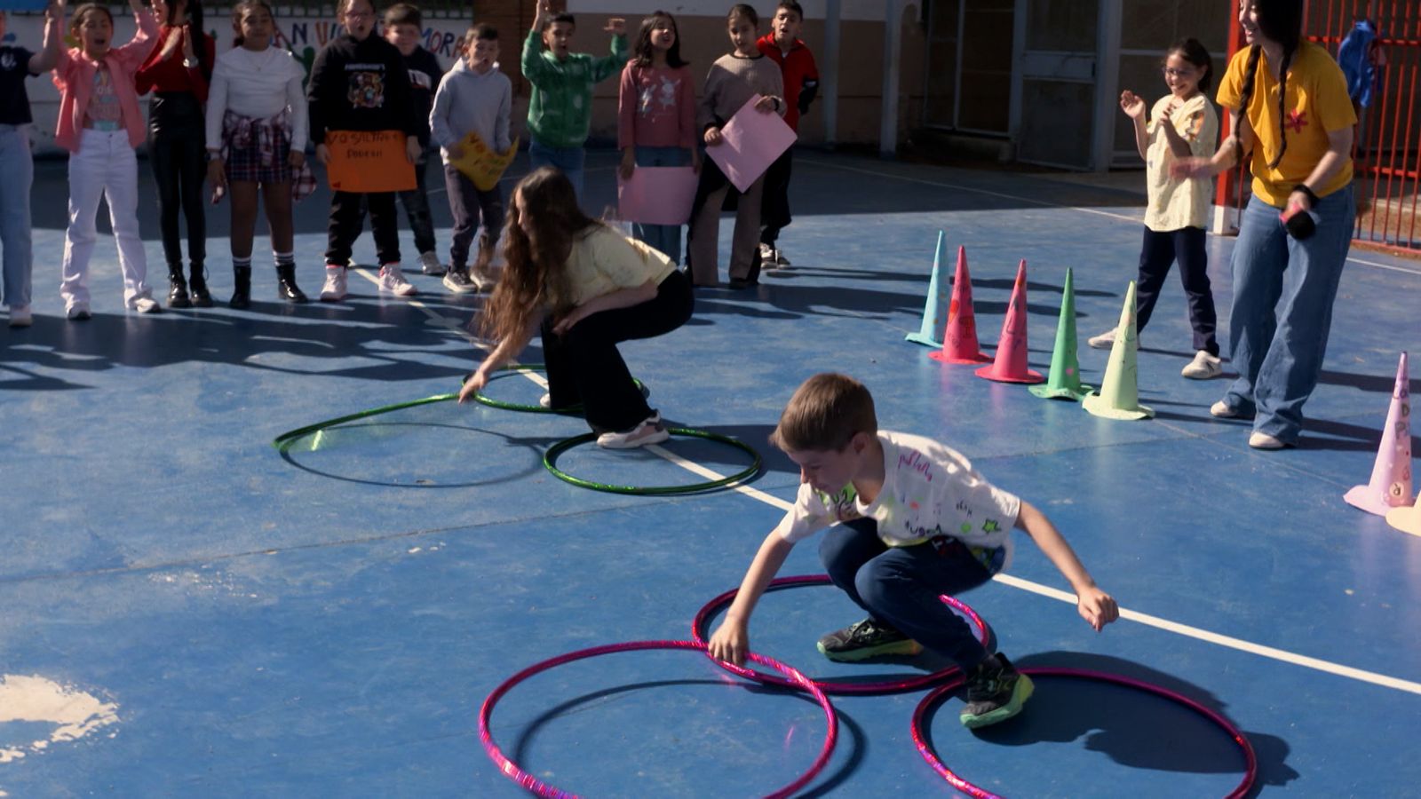 Carrera de hula-hoops - CEIP Juan Vicente Mora - Carlet