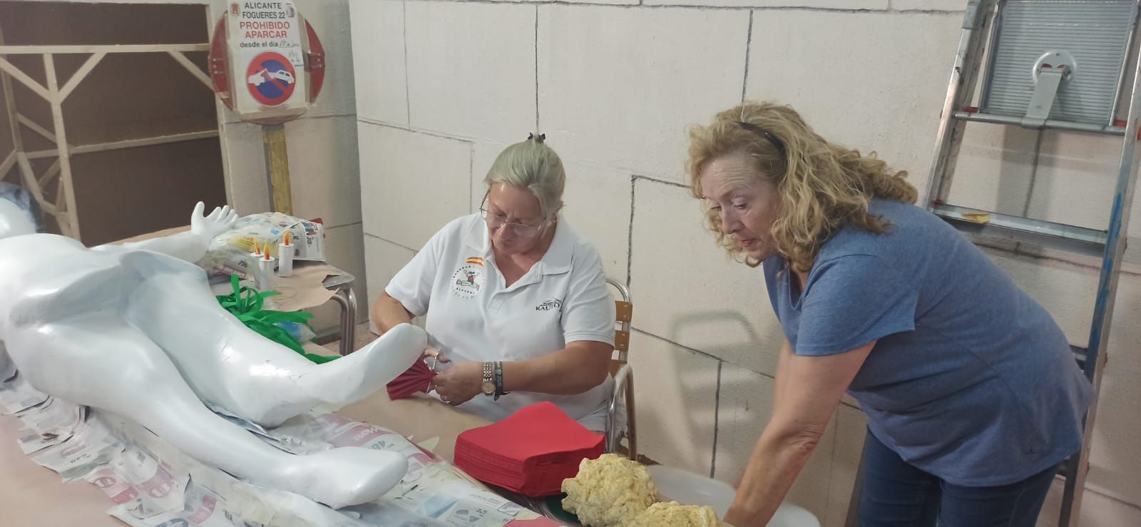 15.06.2022 | Visitem una de les barraques de les Fogueres