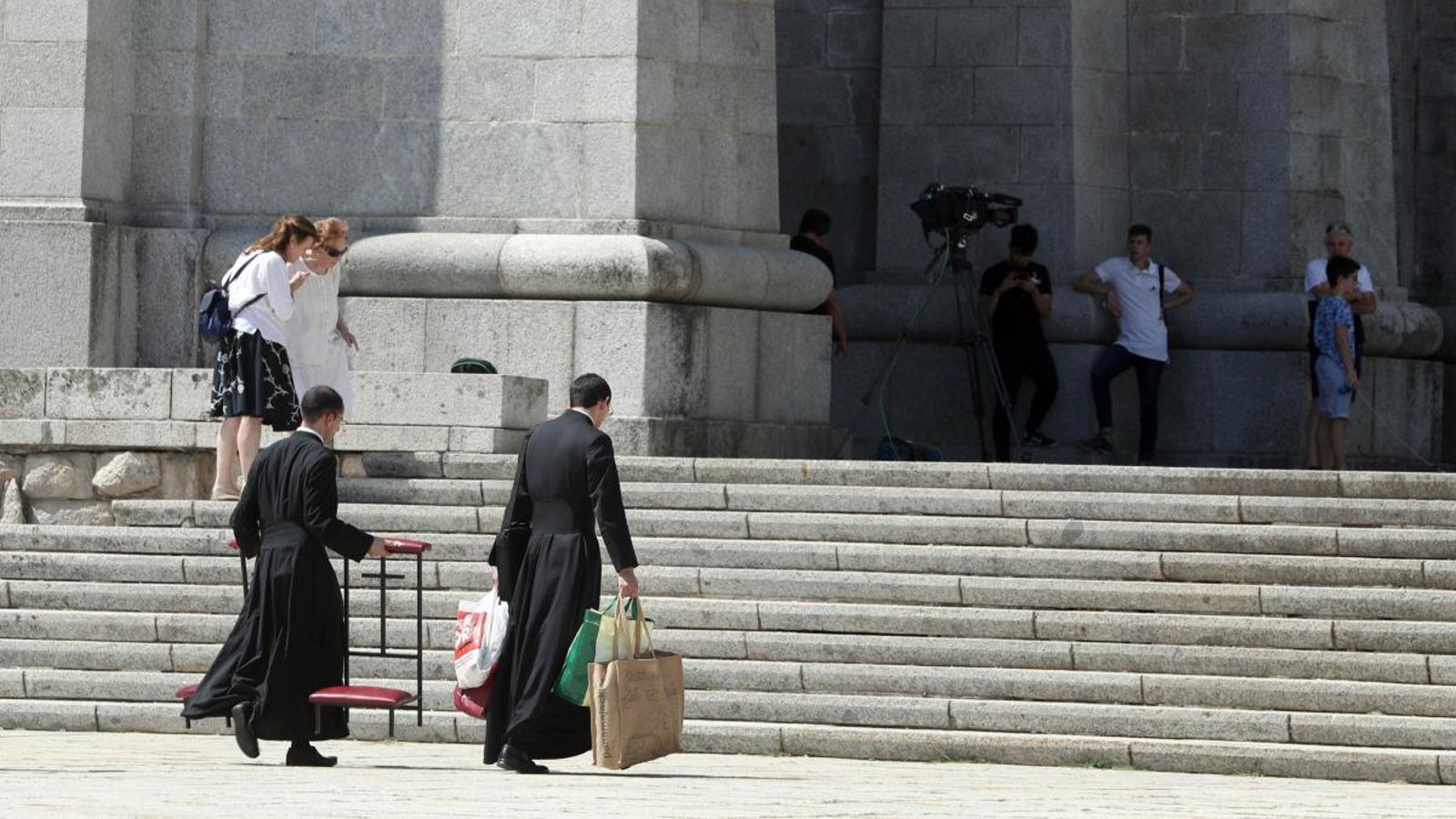 Entrada a la Basílica del Valle de los Caídos Entrada a la Basílica del Valle de los Caídos